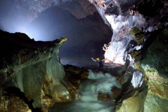 La plus grande grotte du monde pourrait abriter un gratte-ciel de 12 étages